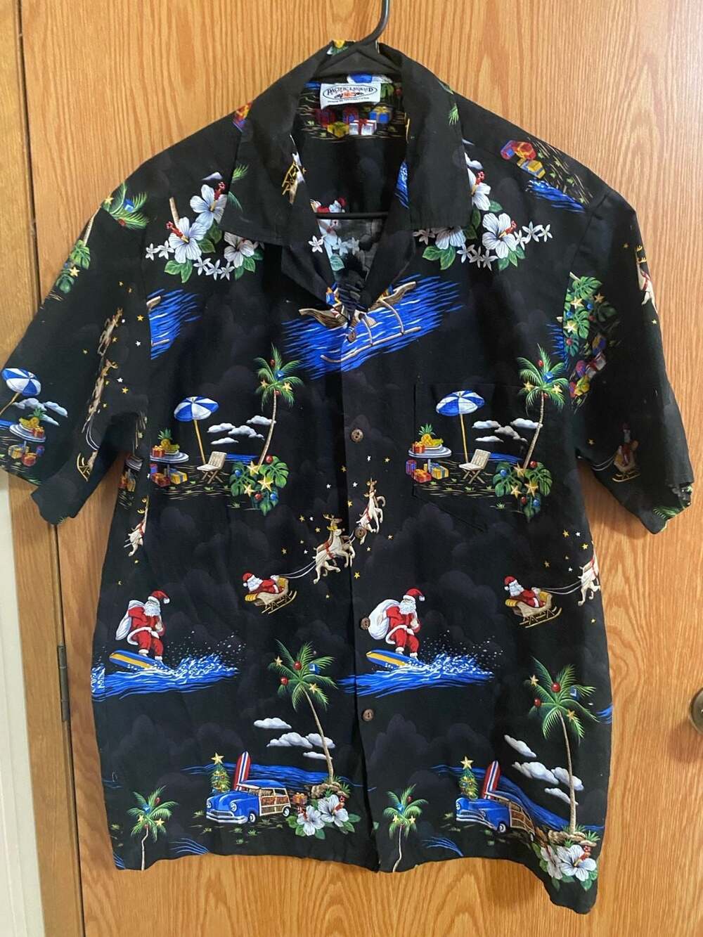 Pacific Legend Surfing Santa Christmas Hawaiian Shirt Size L